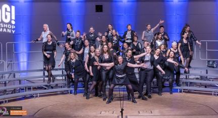 Harmunichs mit dem Goldmedaillen-Set bei den Deutschen Barbershop-Meisterschaften der Chöre 2023