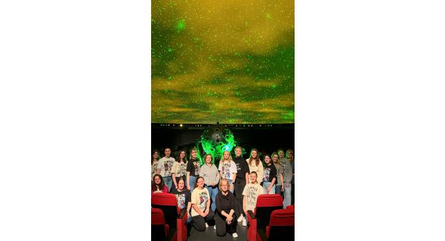 The Singing Swifties im Planetarium