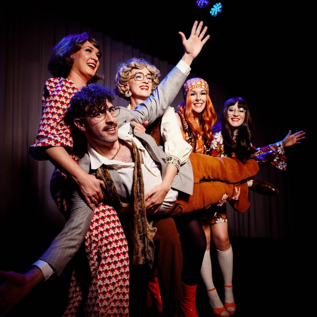 Die vier Sängerinnen Liza John, Jessica Jorgas-Chiriac, Anne Stabler und Steffi Klein gemeinsam mit dem Beatboxer Chris Herrmann